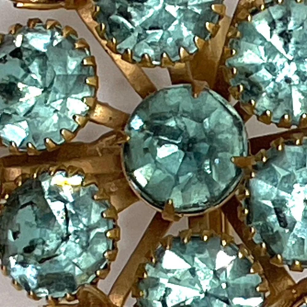 Brooch Vintage Aqua Blue Rhinestone Gold Tone Pin